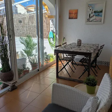 Appartamento Mediterranean Chill House Bbq & Pools *