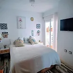 Mediterranean Chill House Bbq & Pools *
