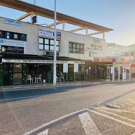 Mediterranean House 公寓