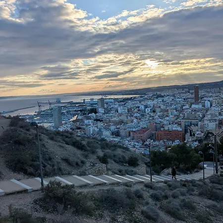 Mediterranean House 格兰阿利坎特