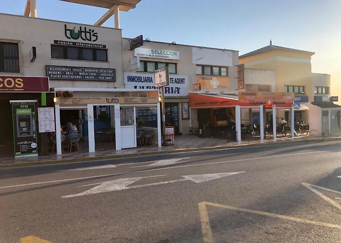 公寓 Mediterranean House